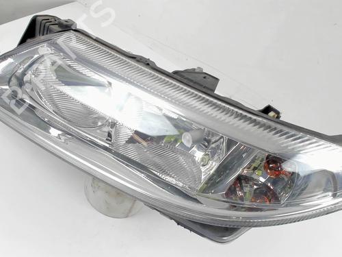 Used Left headlight RENAULT LAGUNA II Grandtour (KG0/1_) 1.9 dCi (107 hp) 20453869