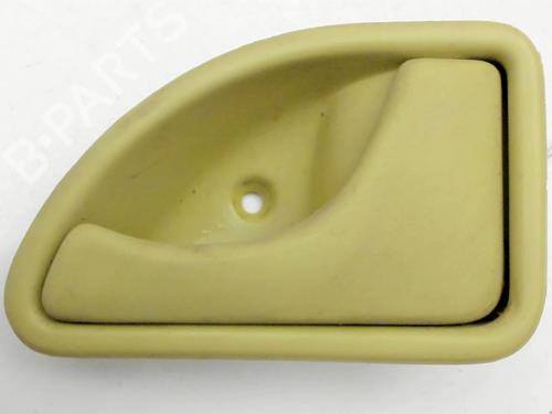 Used Front right interior door handle Front right interior door handle 37037347 37037347
