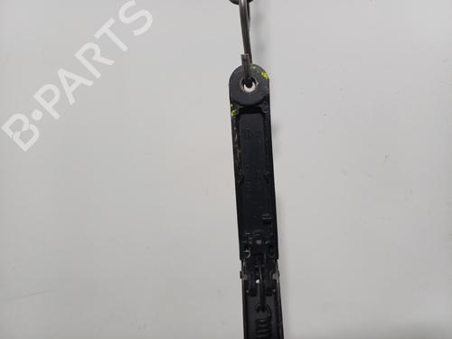 Used Front windshield wiper arm Front windshield wiper arm 37252184 37252184