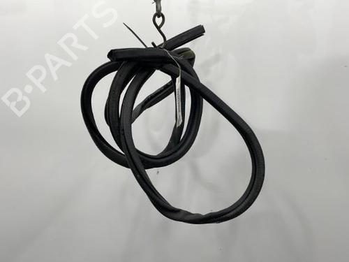 Used Rubber door seal VW TOUAREG (7LA, 7L6, 7L7) 2.5 R5 TDI (174 hp) 20387807