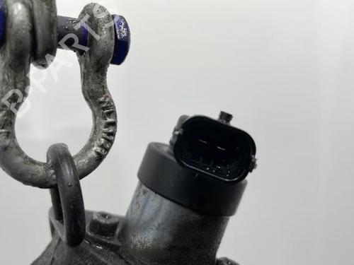 Used Injection pump RENAULT TRAFIC II Van (FL) 2.5 dCi 145 (FL0J) (146 hp) 21207462