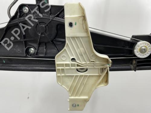 Rear right window mechanism PEUGEOT 3008 II SUV (MC_, MR_, MJ_, M4_) 1.6 BlueHDi 120 | BP27091962C25 