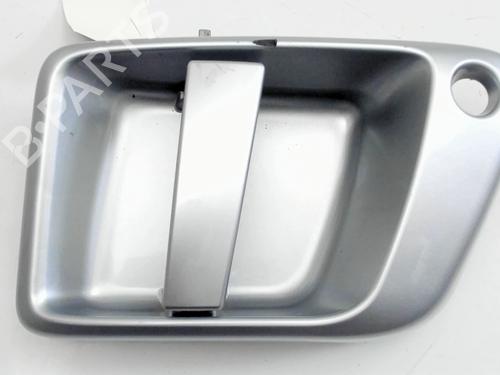 front-left-exterior-door-handle-peugeot-1007-km_-2005-31871490 main image