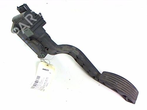 Used Electronic module Electronic module ALFA ROMEO 147 (937_) 1.9 JTD (937.AXD1A, 937.BXD1A, 937.AXV1A, 937.BXB1A,... (115 hp) 21234643 21234643