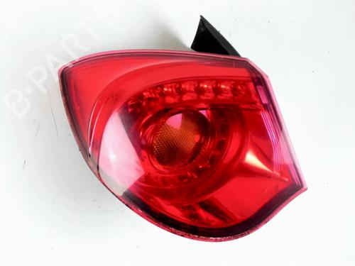 left-taillight-alfa-romeo-giulietta-940_-2010-2011-2012-2013-2014-2015-2016-2017-2018-2019-2020-27409355 main image