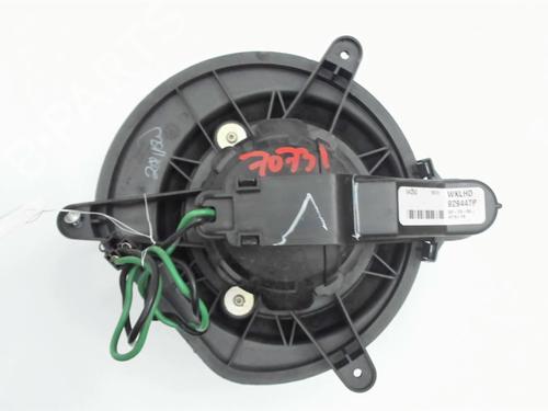 Heater blower motor JEEP COMMANDER (XK, XH) 3.0 CRD 4x4 | BP20422471M62 