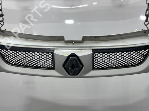 Used Grille RENAULT MASTER II Van (FD) 2.5 dCi 120 (FD0M, FD0U, FD0W, FD2M, FD2W, FD3M, FD3U,... (115 hp) 30115637