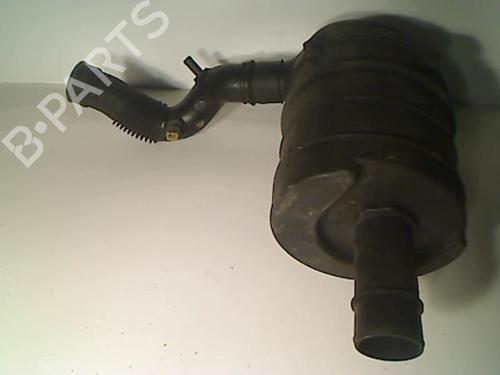 Used Air filter box RENAULT MEGANE I Classic (LA0/1_) 1.6 e (LA0F, LA0S) (90 hp) 20476127