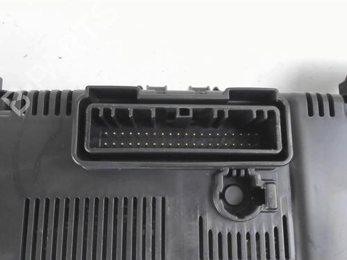 Used Instrument cluster RENAULT KADJAR (HA_, HL_) 1.5 BLUE dCi 115 (HLA6) (116 hp) 20439720