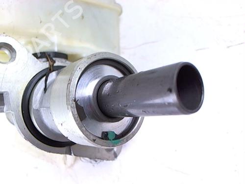 Used Brake master cylinder Brake master cylinder MERCEDES-BENZ E-CLASS (W210) E 320 (210.055) (220 hp) 20391898 20391898