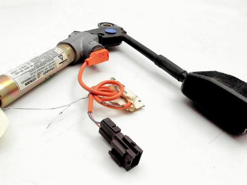 Front left belt tensioner CITROËN XSARA (N1) 1.4 i | BP27664141C87 