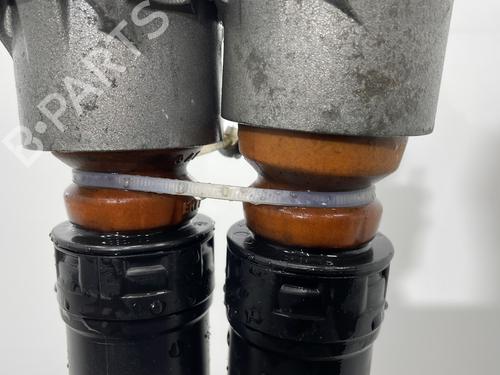 Used Right rear shock absorber Right rear shock absorber 30795264 30795264