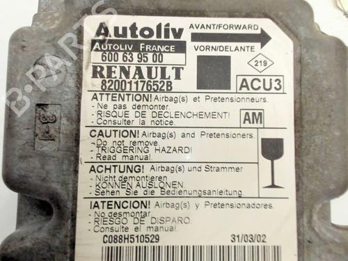 ECU airbags RENAULT SCÉNIC I MPV (JA0/1_, FA0_) 2.0 16V RX4 | BP30689136M53