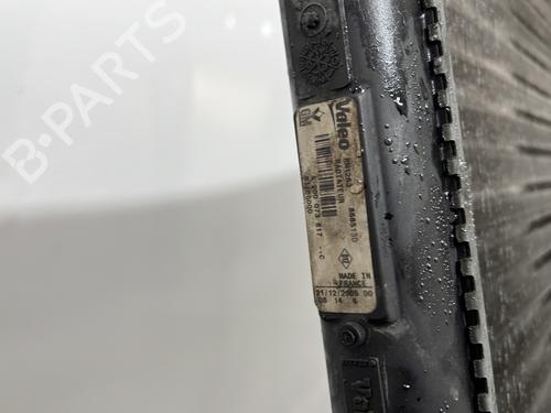 Used Water radiator Water radiator OPEL VIVARO A Van (X83) 1.9 DI (F7) (80 hp) 33559918 33559918