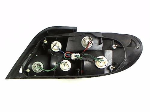 Used Left taillight Left taillight HYUNDAI LANTRA II (J-2) 1.5 12V (88 hp) 21228889 21228889