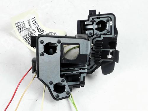 Support de lampe PEUGEOT 206 Hatchback (2A/C) 1.4 i (75 hp) 29043534