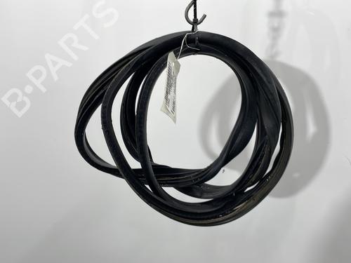 Used Rubber door seal TOYOTA AYGO (_B1_) 1.0 (KGB10_, KGB10R) (68 hp) 32373771