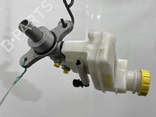 Used Brake master cylinder Brake master cylinder FIAT PANDA (312_, 319_) 1.2 (312PXA1A) (69 hp) 29513918 29513918
