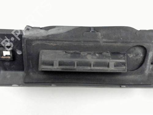 Used Tailgate handle Tailgate handle PEUGEOT 206 Hatchback (2A/C) 1.4 i (75 hp) 30913059 30913059