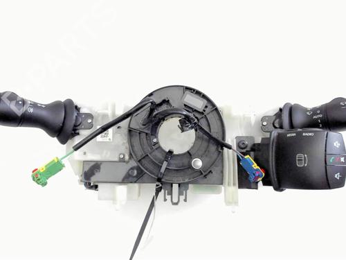 steering-column-stalk-renault-megane-iii-hatchback-bz01_-b3_-2008-32264338 main image