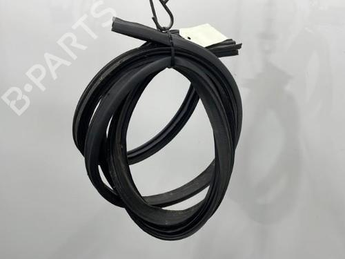 Used Rubber door seal DAIHATSU CUORE VI (L251, L250_, L260_) 1.0 (58 hp) 21240390