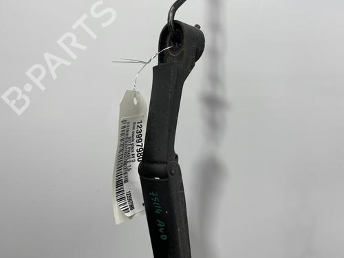 Used Front windshield wiper arm Front windshield wiper arm HYUNDAI GETZ (TB) 1.5 CRDi (88 hp) 33870660 33870660