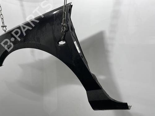 left-front-fenders-peugeot-407-coupe-6c_-2005-31584015 main image