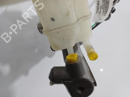 Used Brake master cylinder Brake master cylinder TOYOTA COROLLA Verso (_E12_) 1.6 VVT-i (ZZE121_, ZZE121R) (110 hp) 34256054 34256054