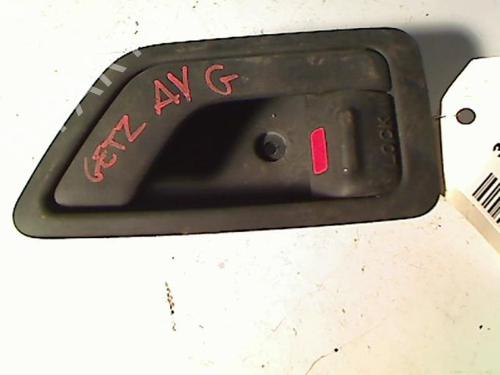 Venstre foran invendig håndtak HYUNDAI GETZ (TB) 1.5 CRDi (88 hp) 20458318