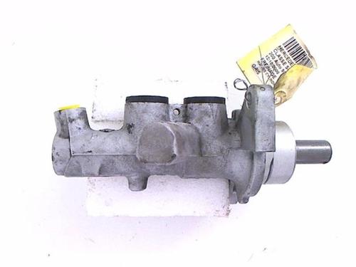 Used Brake master cylinder MERCEDES-BENZ SLK (R170) 200 (170.435) (136 hp) 20460943