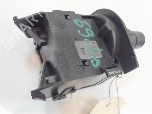 Used Switch RENAULT SCÉNIC II (JM0/1_) 1.5 dCi (JM1F) (86 hp) 20442382
