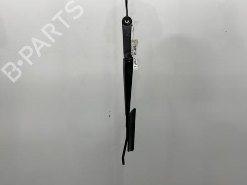 Used Front windshield wiper arm MAZDA 2 (DY) 1.2 (DY3W) (75 hp) 21222186