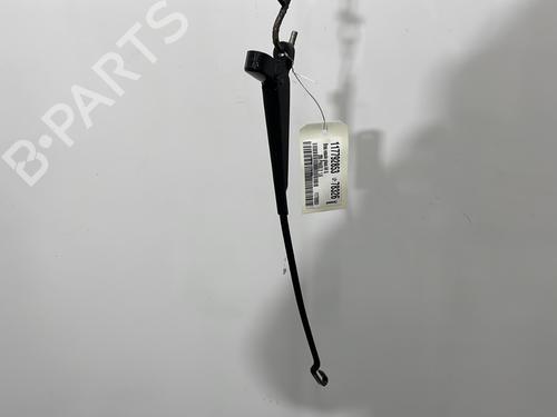 Used Front windshield wiper arm PEUGEOT 205 II (20A/C) 1.6 Aut. (88 hp) 31027998