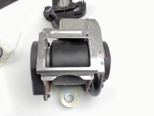 Used Rear left seatbelt Rear left seatbelt MERCEDES-BENZ A-CLASS (W169) A 180 CDI (169.007, 169.307) (109 hp) 20390681 20390681