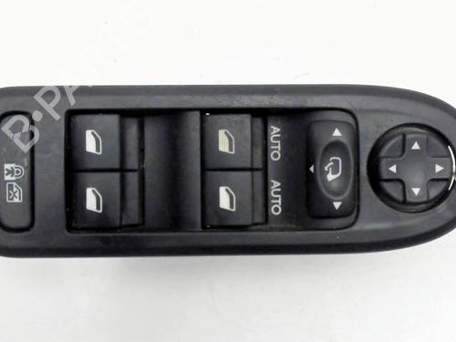 Used Left front window switch CITROËN C3 II (SC_) 1.6 HDi (92 hp) 33131058