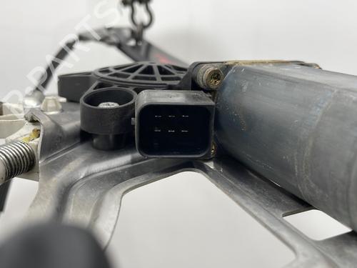 Front left window mechanism MERCEDES-BENZ S-CLASS (W220, V220) S 320 CDI (220.026, 220.126) | BP31817497C22