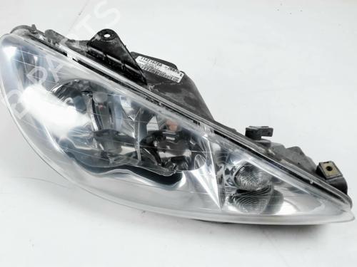 Used Right headlight PEUGEOT 206 Hatchback (2A/C) 2.0 HDI 90 (90 hp) 29956791