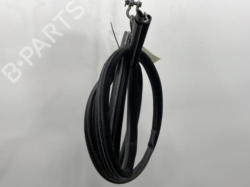 rubber-door-seal-bmw-5-e60-2001-2002-2003-2004-2005-2006-2007-2008-2009-2010-26224106 main image