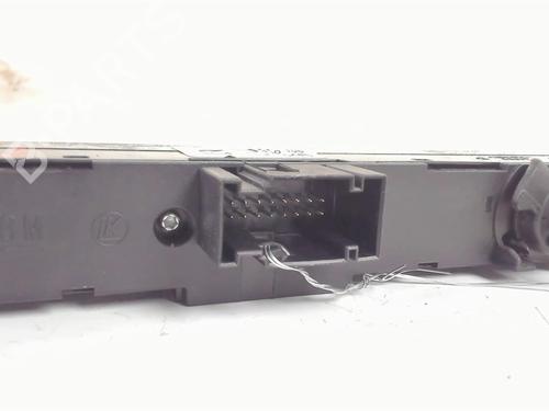 Used Warning switch Warning switch OPEL ZAFIRA / ZAFIRA FAMILY B (A05) 1.7 CDTI (M75) (125 hp) 21238372 21238372