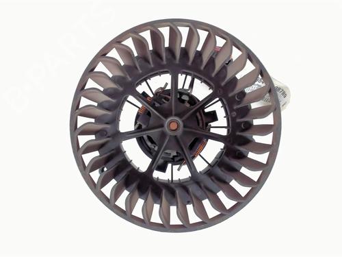 Used Heater blower motor FORD FIESTA V (JH_, JD_) 1.4 TDCi (68 hp) 20432939