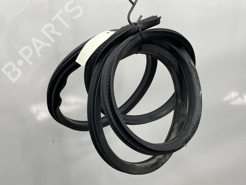 BP25341883C142 main image