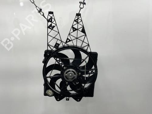 Used Radiator fan Radiator fan 20418531 20418531