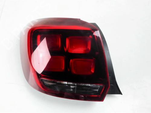 Farolim esquerdo DACIA SANDERO II 1.0 SCe 75 (B8JC, B8JD, B8NC) (73 hp) 31126646