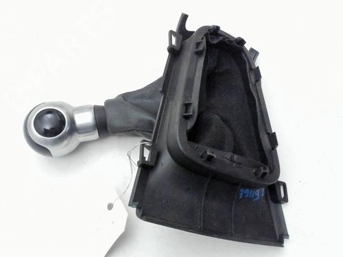 Used Shift knob Shift knob CITROËN DS3 (SA_) 1.2 VTi 82 (82 hp) 40461544 40461544