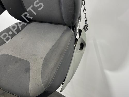 Left front seat RENAULT TRAFIC II Bus (JL) 2.0 dCi 90 (JL00, JL01, JL0H, JL0M, JL0P, JL0S) | BP32273694C15 