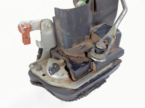 Rear right lock SUZUKI GRAND VITARA I (FT, HT) 2.0 HDI 110 4x4 (SQ420D, TD82V) | BP20402537C99 