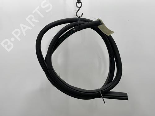 Used Rubber door seal FORD KUGA II (DM2) 2.0 TDCi (150 hp) 27518961