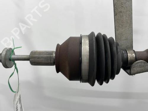 Used Right rear driveshaft Right rear driveshaft RENAULT TWINGO III (BCM_, BCA_) 1.0 SCe 65 (BCMJ) (65 hp) 20388077 20388077