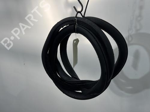 Used Rubber door seal Rubber door seal CITROËN C3 AIRCROSS II (2R_, 2C_) 1.6 BlueHDi 120 (2CBHZH) (120 hp) 30548156 30548156