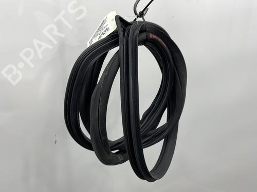 BP25341721C142 main image